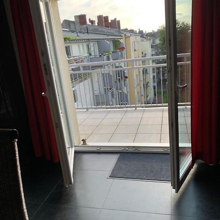 Nordsee Und City Fusslaufig - Luxeriose Fewo Mit Grossem Balkon Вилхелмсхафен Екстериор снимка