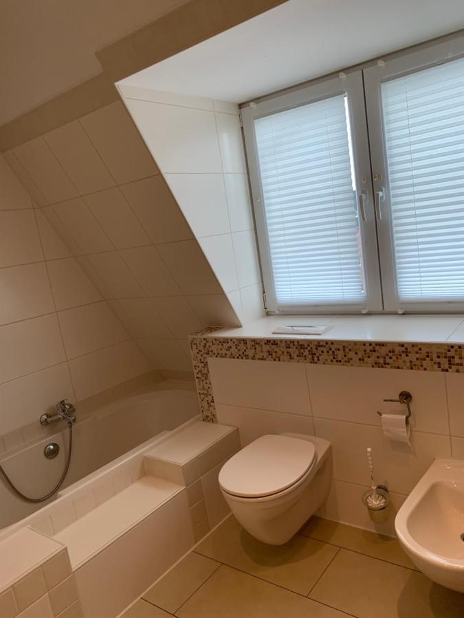 Nordsee Und City Fusslaufig - Luxeriose Fewo Mit Grossem Balkon Вилхелмсхафен Екстериор снимка