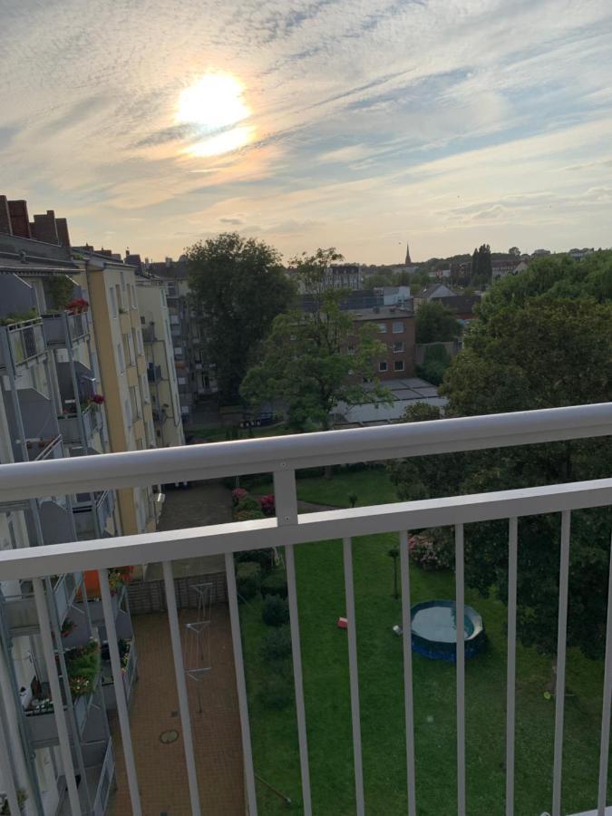 Nordsee Und City Fusslaufig - Luxeriose Fewo Mit Grossem Balkon Вилхелмсхафен Екстериор снимка