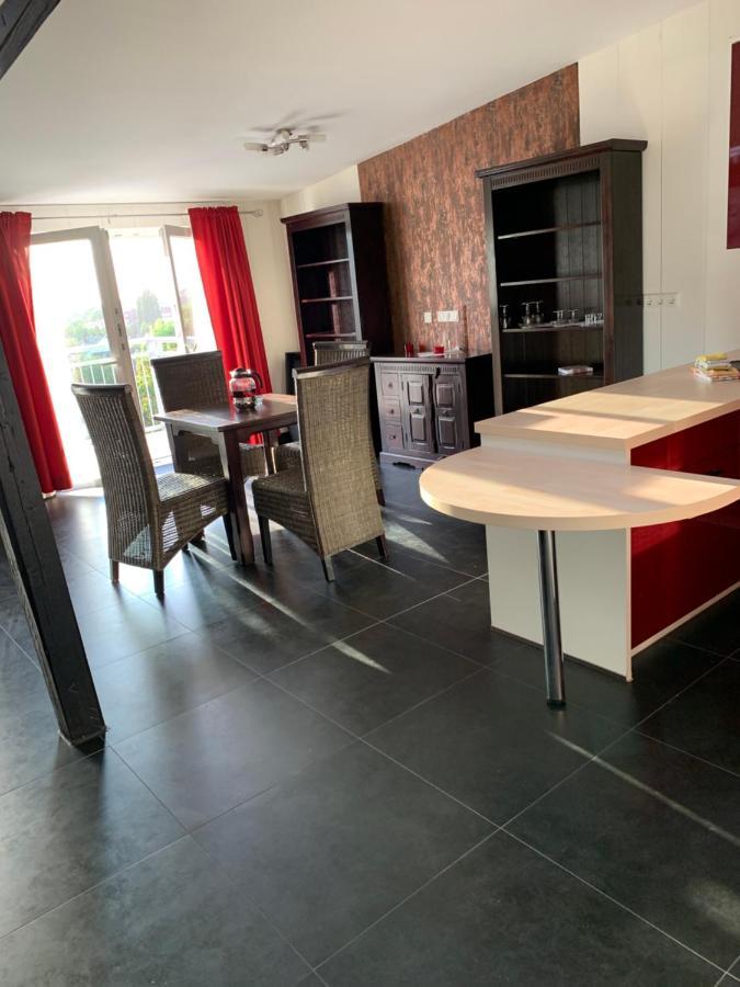 Nordsee Und City Fusslaufig - Luxeriose Fewo Mit Grossem Balkon Вилхелмсхафен Екстериор снимка