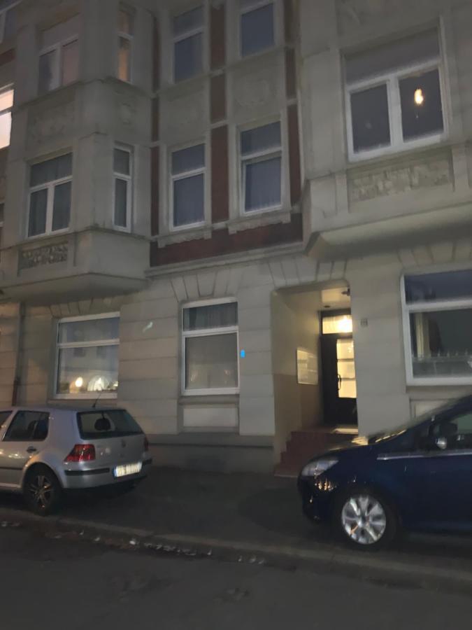 Nordsee Und City Fusslaufig - Luxeriose Fewo Mit Grossem Balkon Вилхелмсхафен Екстериор снимка